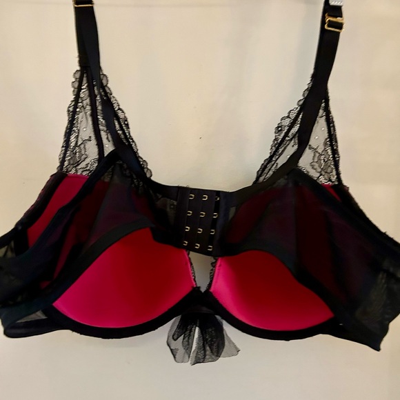 Cacique bra. Size 46C - Picture 2 of 2